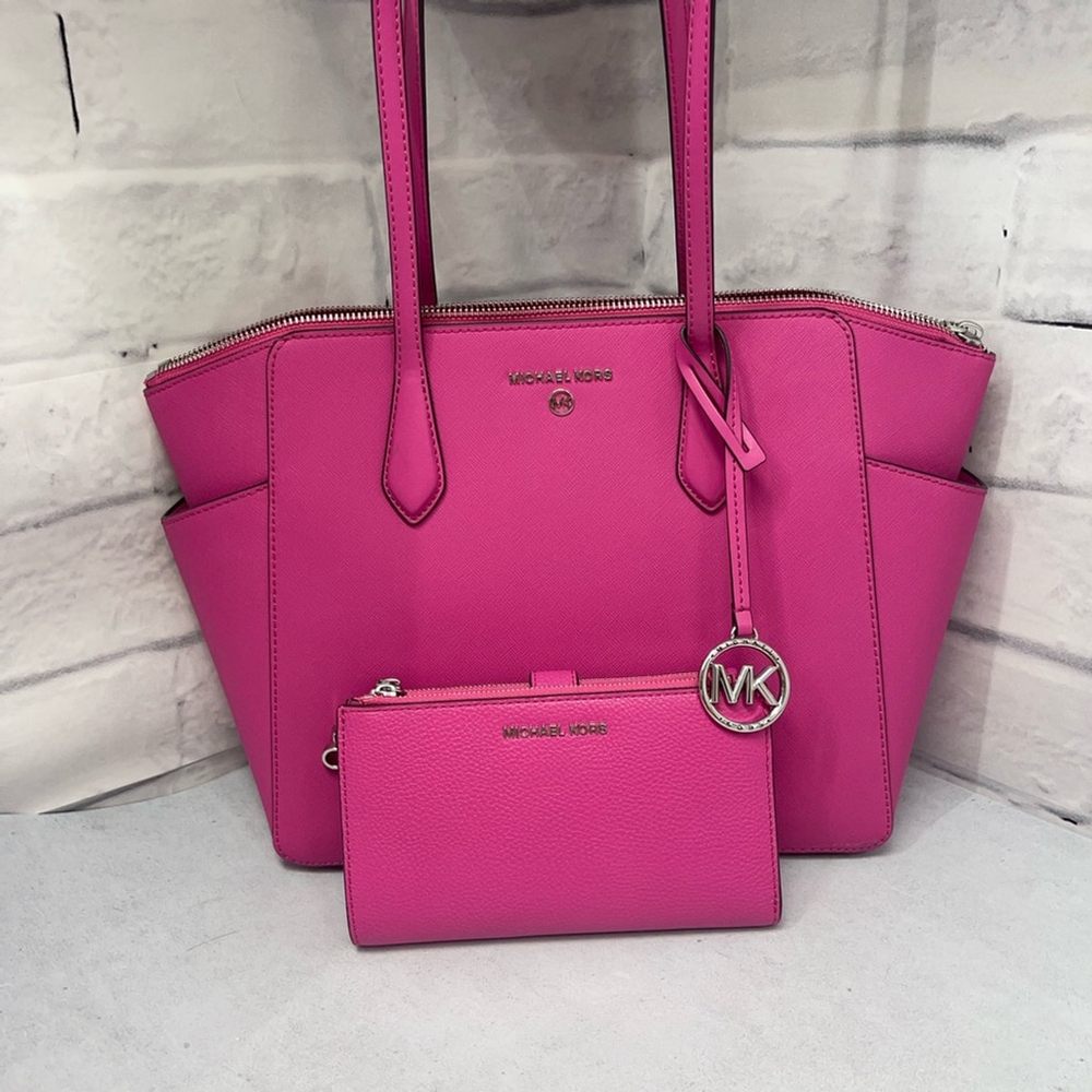 Michael Kors Marilyn Shpulder Bag & Wallet Cerise Pink - Picture 2 of 14